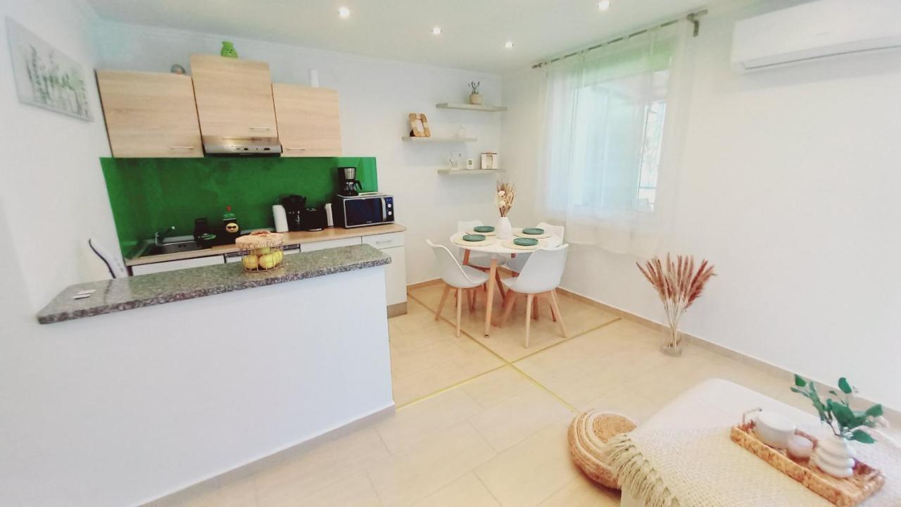 White Stone Apartman Hajdúszoboszló Exterior foto